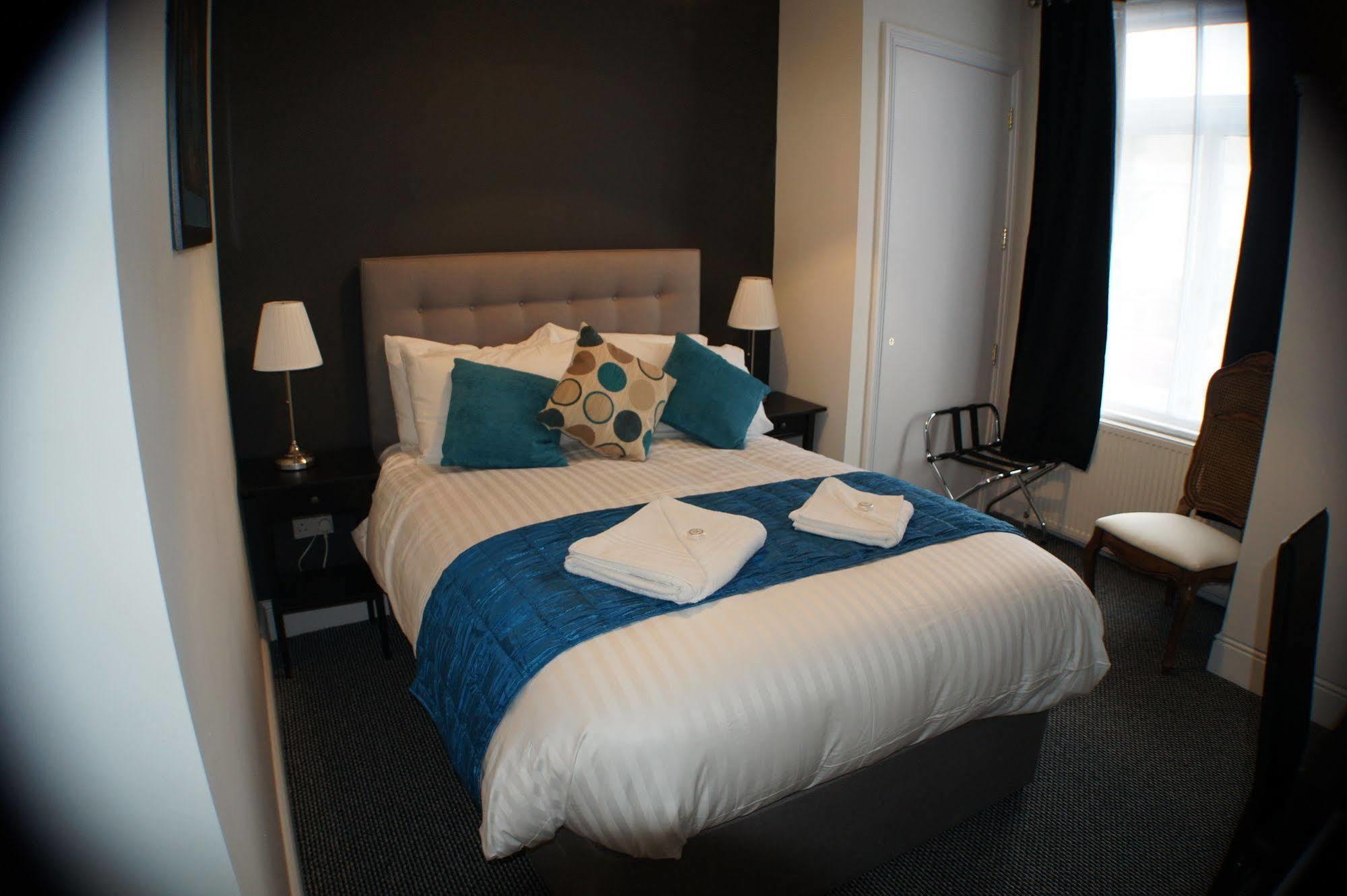 Hotel Grand Junction Arms à Londres Extérieur photo